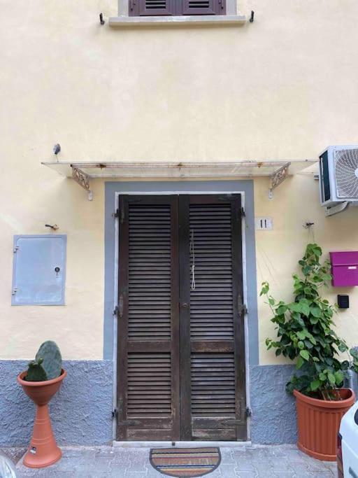 Ca Rara Pied A Terre Apartment Marina Di Carrara Luaran gambar